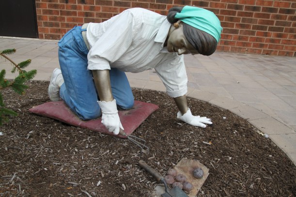 Seward Johnson's Sculpture "Down to Earth" Grounds for Sculpture